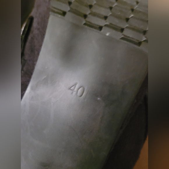 Ladies Del Garda by MNK black suede zipper booties - size 40 - Picture 3 of 9